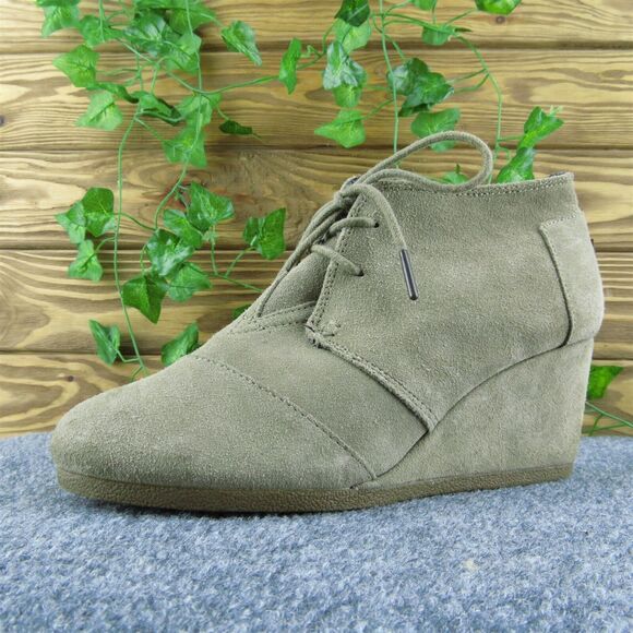 TOMS Women Ankle Boots Beige Suede Lace Up‎ Size 8.5 Medium - Picture 1 of 9